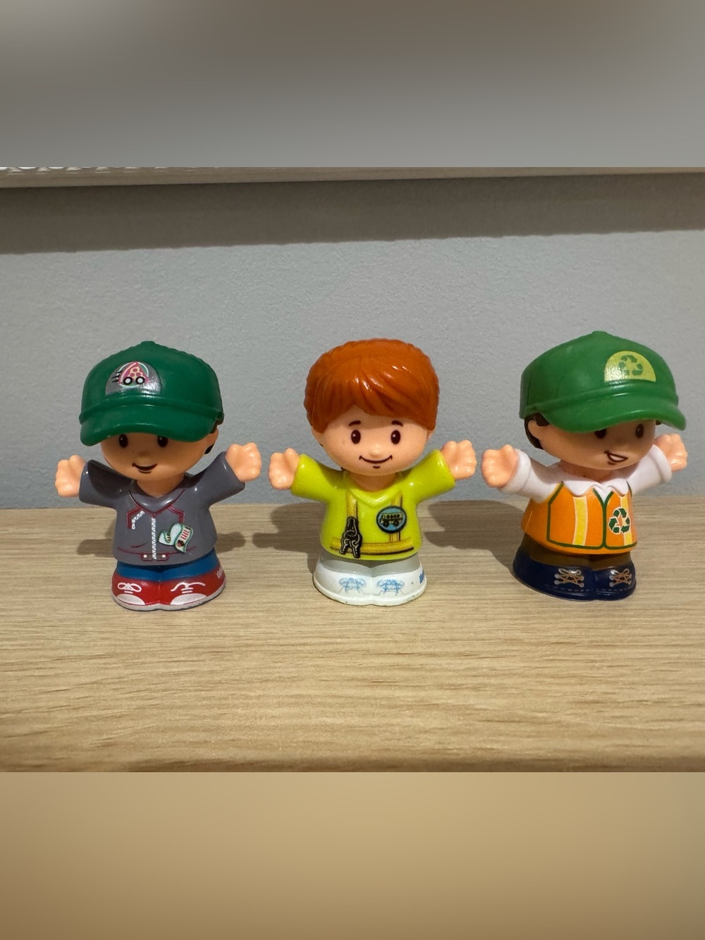 Lot Of 3 Fisher Price Little People Drivers, School Bus, Pizza Man, Recycling